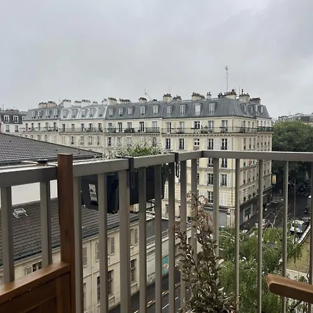 Spacious - Balcony *